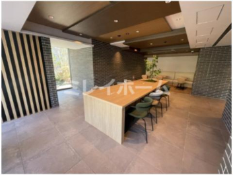 プライムネクサス大森北のロビー