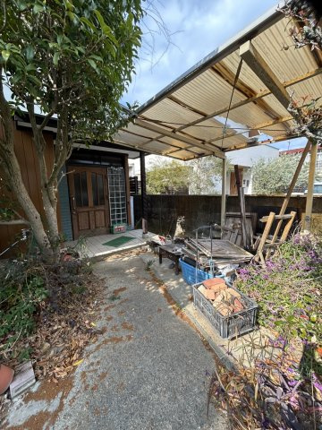 松山市谷町　土地の周辺