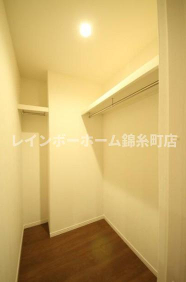 アリュイッテ柴又の収納|※別部屋参照写真となります。