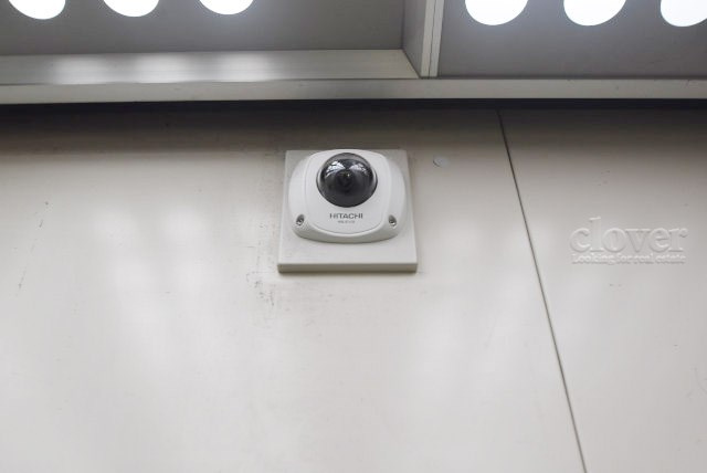 【防犯設備】 | 渋谷マンション | 建物や敷地の隅々に目を光らせる防犯カメラが設置されています。現地を見学される際には、カメラの存在やその台数にも意識を払ってみてください。～即日のご見学可能～　お問合せはお気軽にどうぞ。