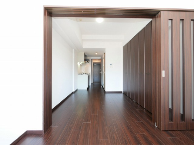 大阪市中央区淡路町４丁目の賃貸マンションの居間・リビング