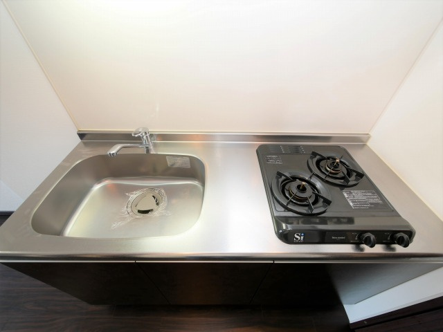 大阪市中央区淡路町４丁目の賃貸マンションのキッチン