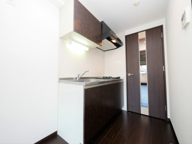 大阪市中央区淡路町４丁目の賃貸マンションの内装