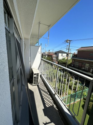 【バルコニー】 | メゾン岸谷