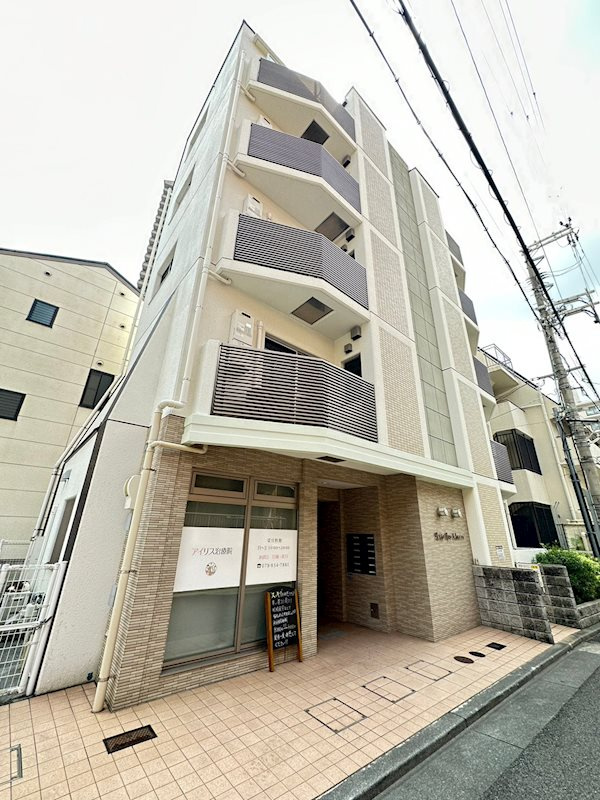 六甲ローズマンションのエントランス