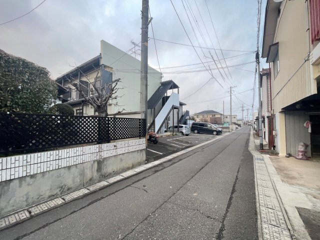 想定年間賃料262.8万　想定利回り16.42％　木造の周辺