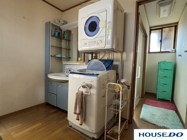 中古戸建　足利市高松町　の独立洗面台
