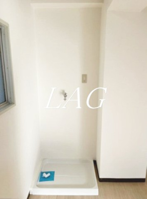 【設備】 | メゾン渡辺 | 室内洗濯機置場です。