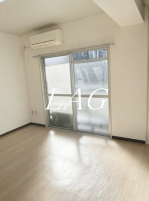 【居間・リビング】 | メゾン渡辺 | 洋室のお部屋です。