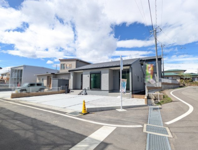 【前面道路含む現地写真】 | リーブルガーデン.S高崎市箕郷町生原第7ー④