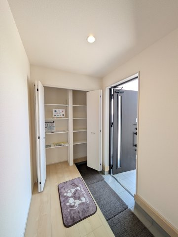 【玄関】 | リーブルガーデン.S高崎市箕郷町生原第7ー①