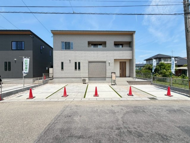 新築戸建　瑞穂市穂積　全2区画分譲の駐車場|■駐車場　■ヤマダ不動産　株式会社リライフ　
■夢のマイホーム購入をフルサポートします！