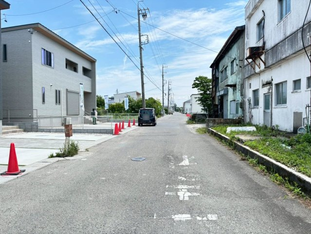 新築戸建　瑞穂市穂積　全2区画分譲の前面道路含む現地写真|■前面道路　■ヤマダ不動産　株式会社リライフ　
■夢のマイホーム購入をフルサポートします！
