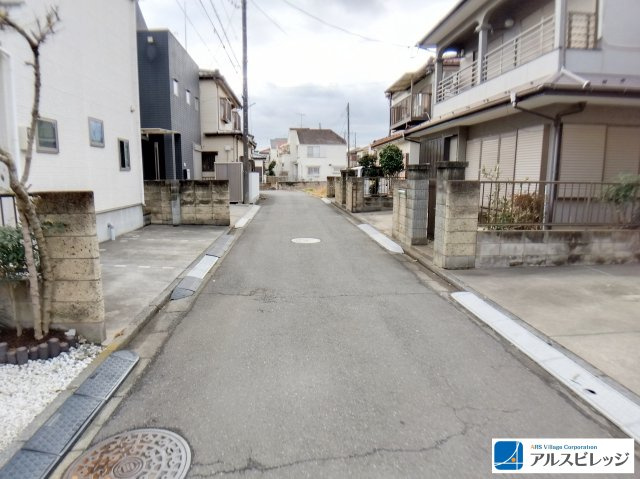 中古／川越市寺尾２期の前面道路含む現地写真