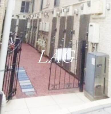 【エントランス】 | インベストプラス | エントランスです。