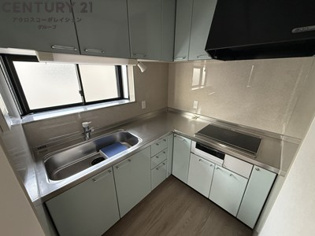 立花町4丁目戸建のキッチン