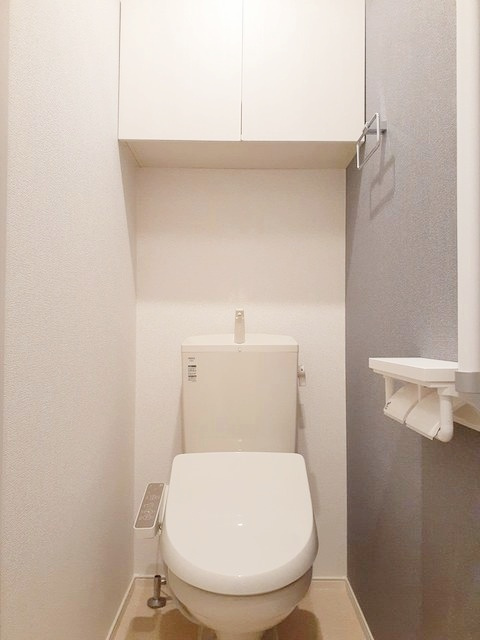 横浜市栄区飯島町のアパートのトイレ