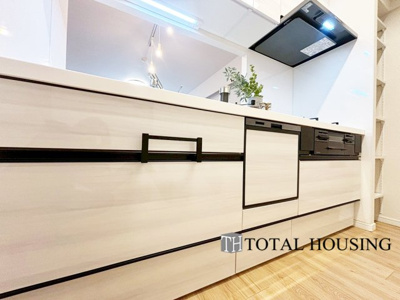 【キッチン】 | コープ野村大谷地 | キッチンワークしながら大切な家族との会話を楽しむ。家族のコミュニケーションが生まれるキッチンです♪