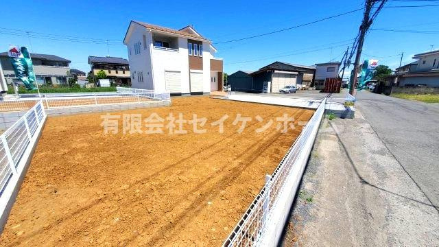 熊谷市中恩田　新築住宅（土地広々１１８坪超）の外観