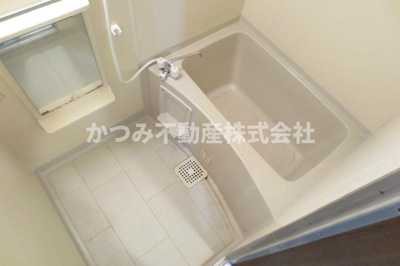 【浴室】 | メゾン・ド・ルミエール | 他号室参考写真