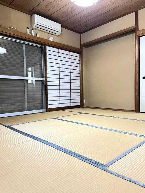 富岡３丁目貸家の和室