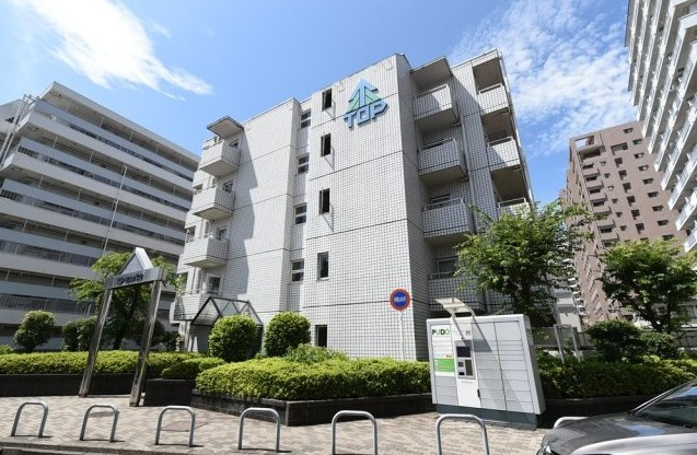 世田谷区松原３丁目の賃貸マンションの外観