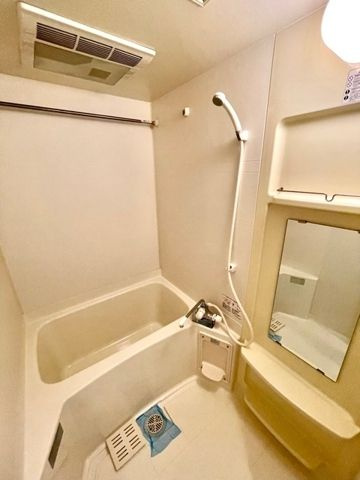 レジディア蒲田 の浴室