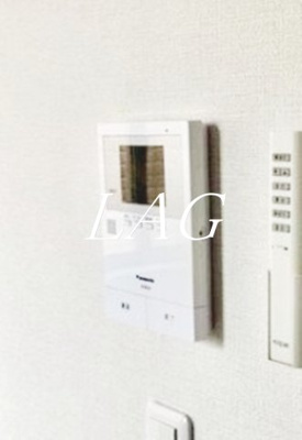 【セキュリティ】 | Ｌ’Ａｔｅｌｉｅｒ | モニター付インターホンです。