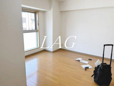 【居間・リビング】 | プレール・ドゥーク神田 | 洋室のお部屋です。