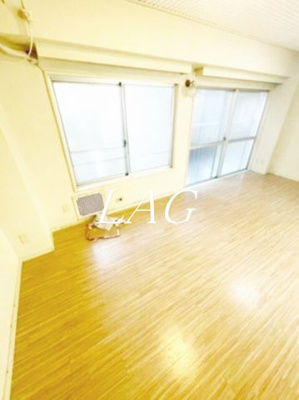 【居間・リビング】 | 岩井マンション | 洋室のお部屋です。