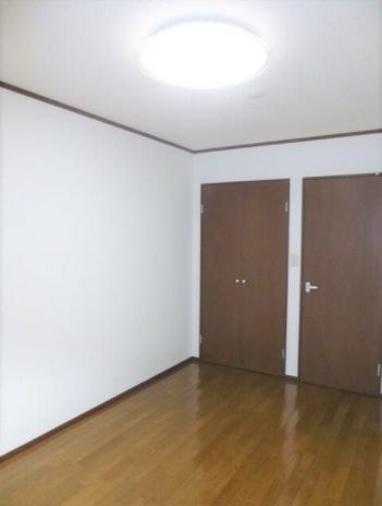 LEDIO西新宿の寝室|フローリング(同一仕様写真）