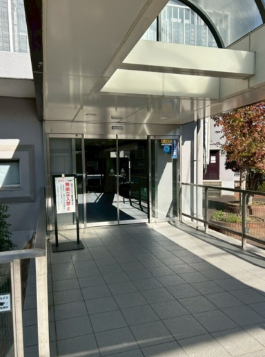 新武蔵野スカイハイツのエントランス