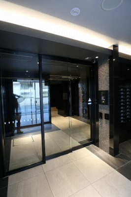 【ロビー】 | LUMEED南千住 | 建物の内部です