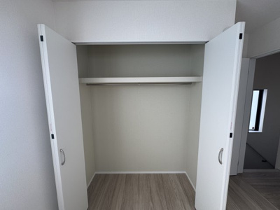 【洋室】 | 沖縄市東（全3棟） | ※同仕様写真です