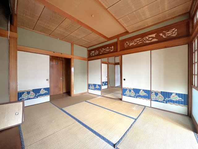 櫟野戸建ての和室