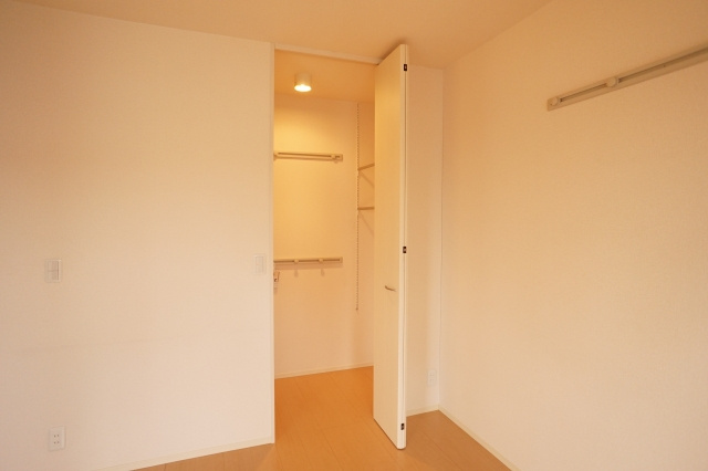 ローズガーデンＡの収納