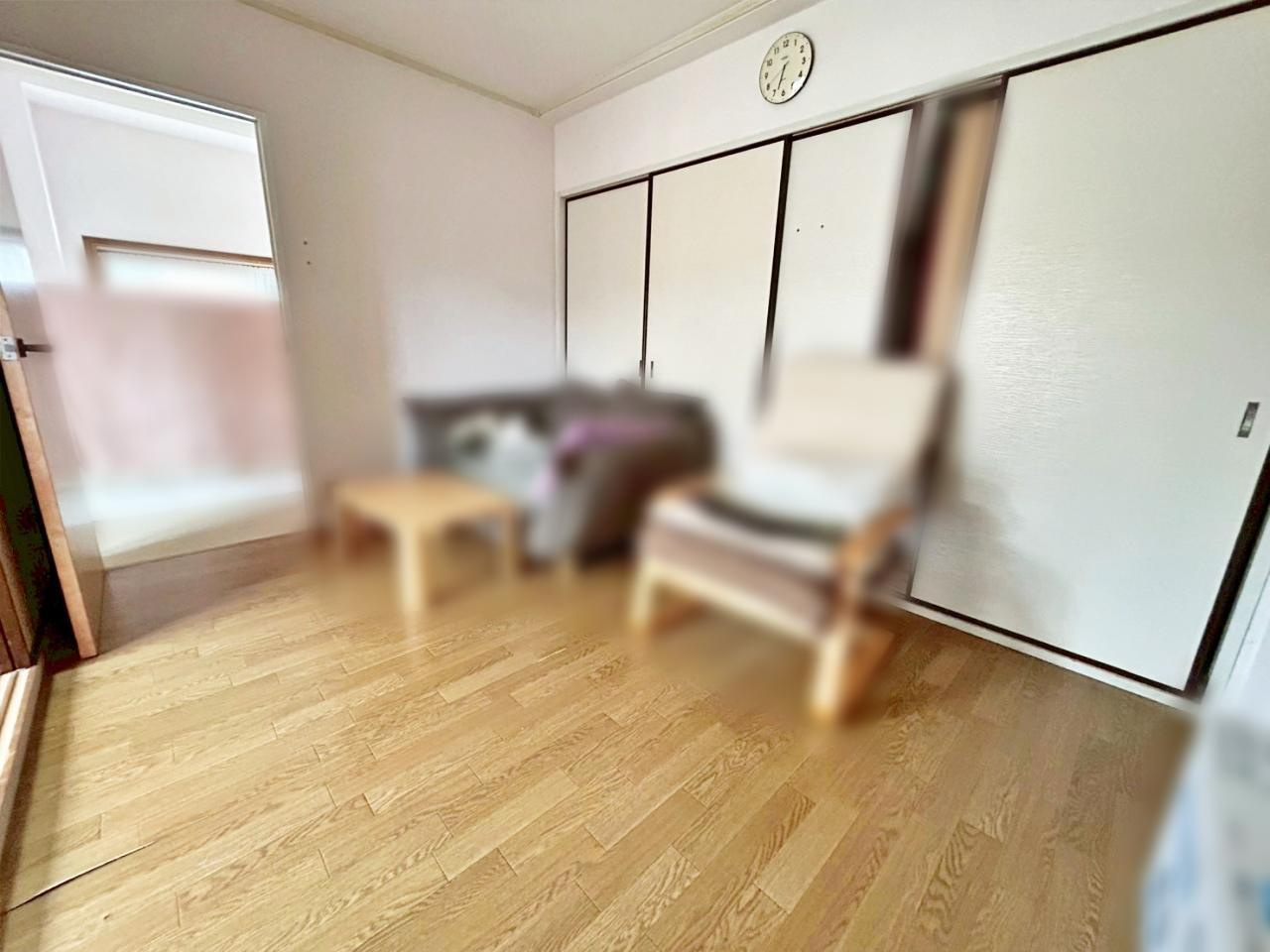 中古戸建　上矢田町岩田の洋室