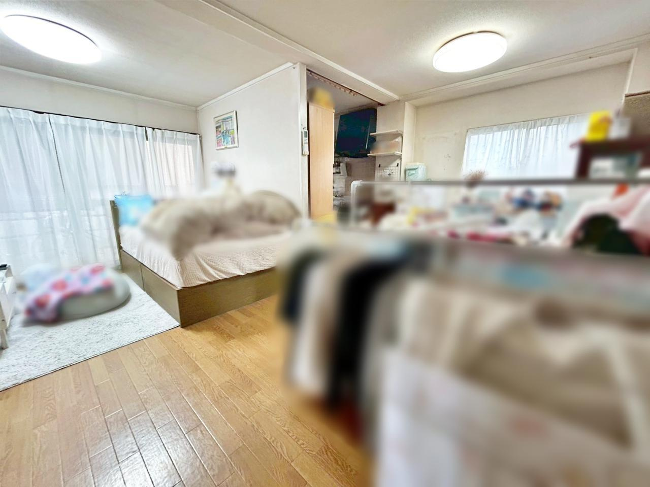 中古戸建　上矢田町岩田の居間・リビング