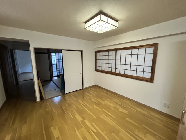 【居間・リビング】 | 諏訪栄町マミーPビル3F