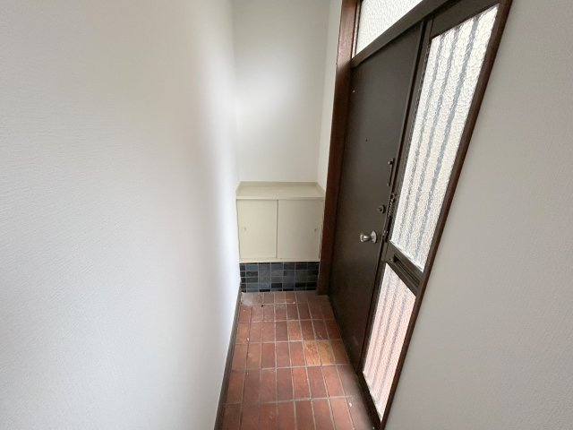 ハウス壱分町の玄関