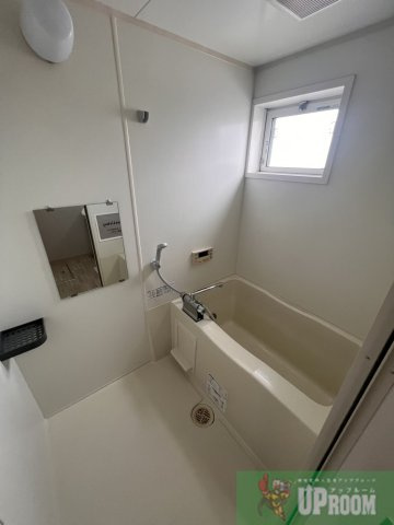 寄京南ハイツの浴室