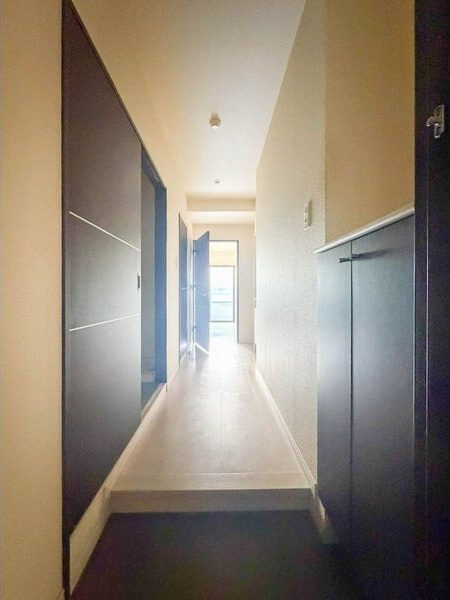 I・Sビルの玄関|玄関です