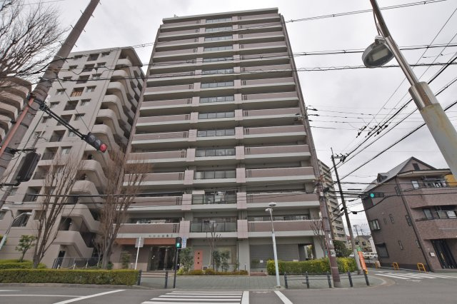 ペルル加島Ⅱの外観|15階建て、全84戸のコミュニティです。