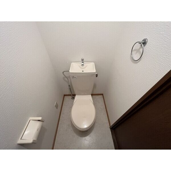 ブリリアンスKAWASHIMA のトイレ