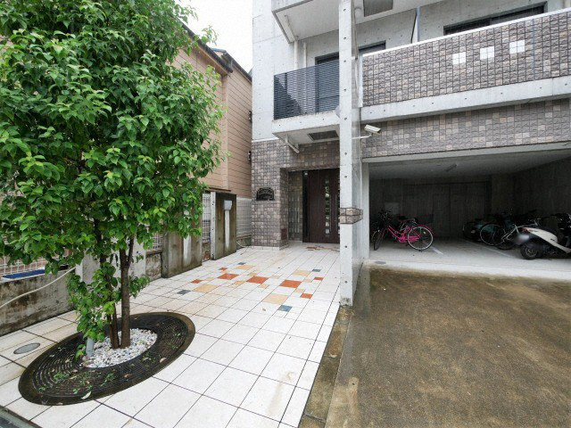 ラ・フォーレ都島本通ＩＩのエントランス