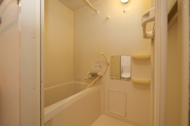 ラ・フォーレ都島本通ＩＩの浴室