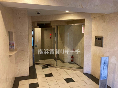 【エントランス】 | グランヴァンタクティス横濱