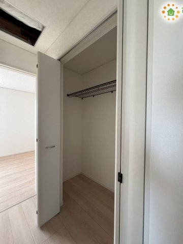 鴻巣市箕田第9　新築戸建　クレイドル01の収納