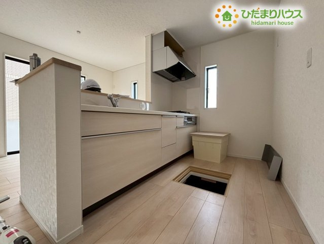 鴻巣市箕田第9　新築戸建　クレイドル01のキッチン