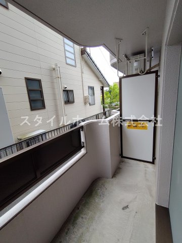 ドゥ　プレジールのバルコニー